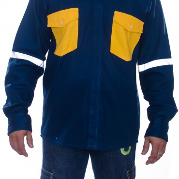 Camisa cuello corbata combinada